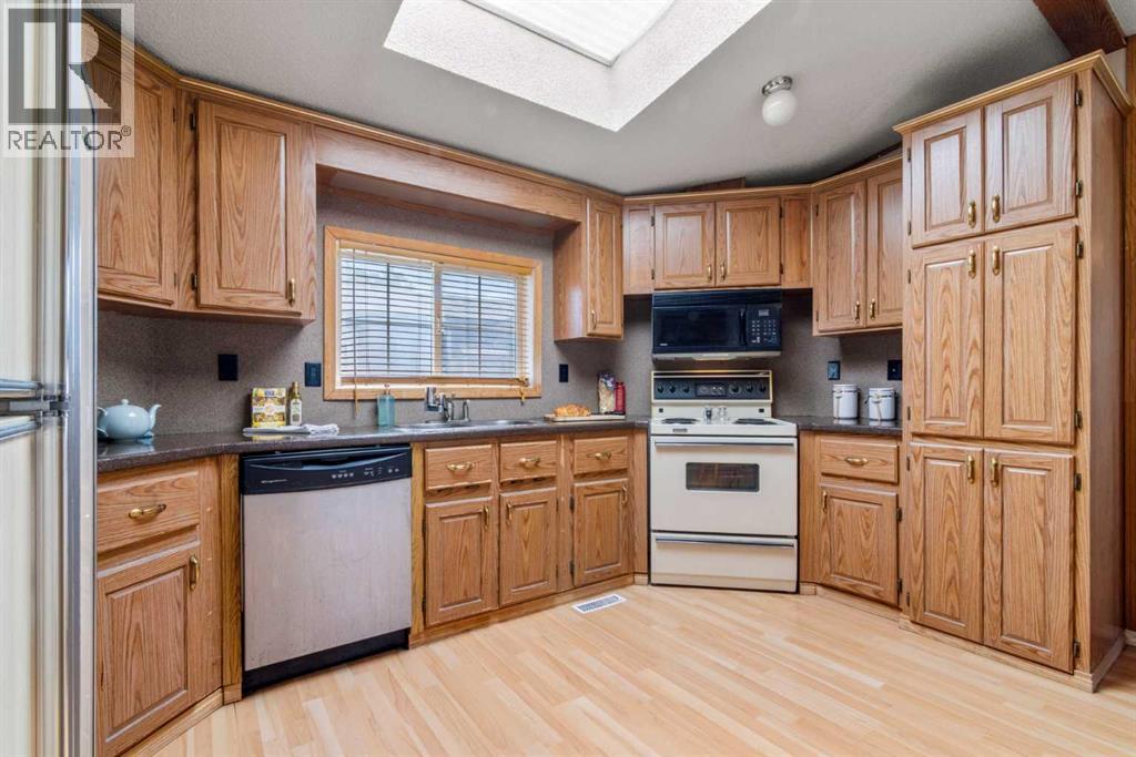 254 Erin Woods Circle SE