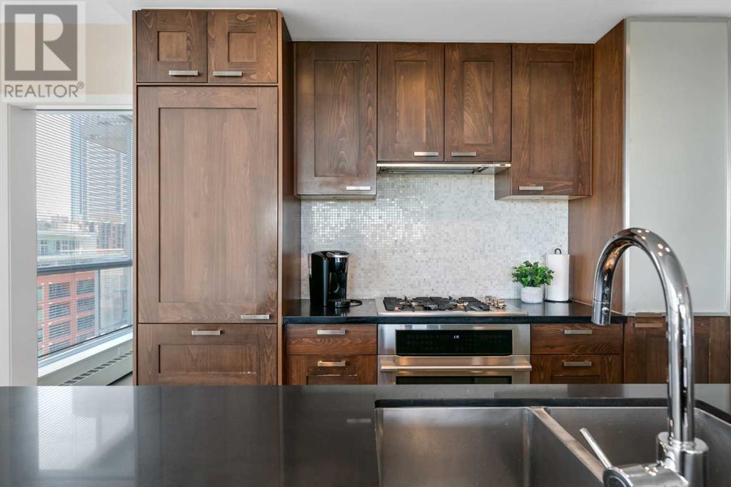 1213, 222 Riverfront Avenue SW
