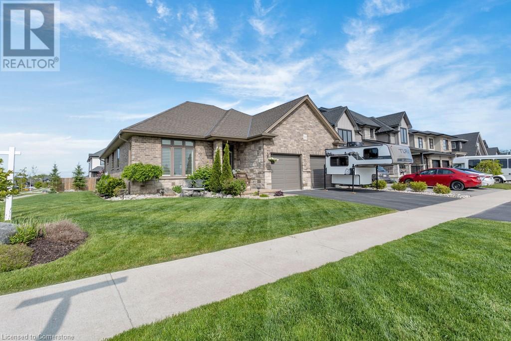 100 TAMARACK Boulevard
