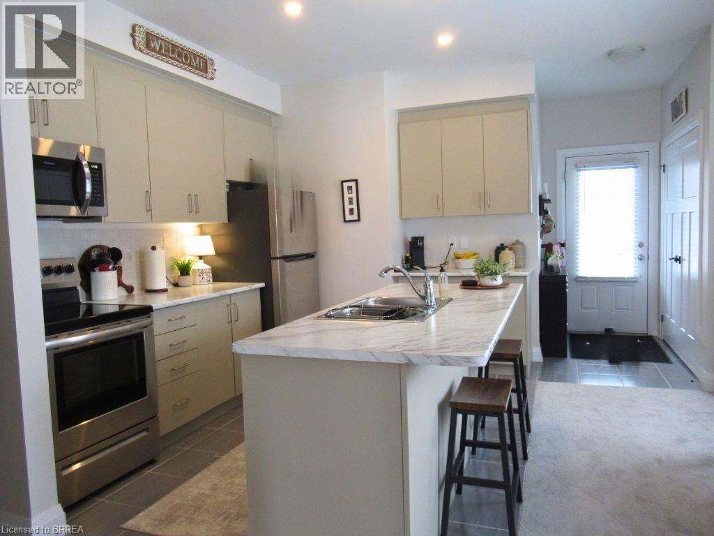 677 PARK Road N Unit# 18