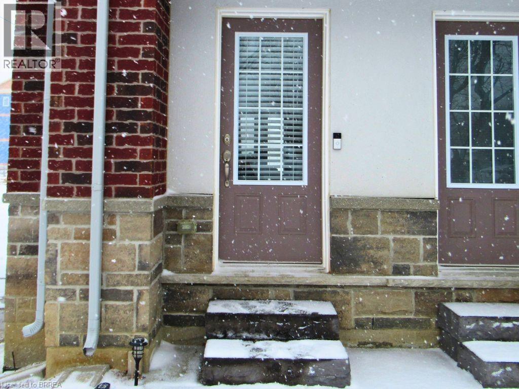 677 PARK Road N Unit# 18