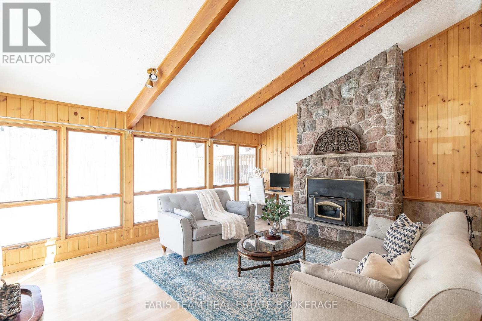 20 GLEN CEDAR DRIVE