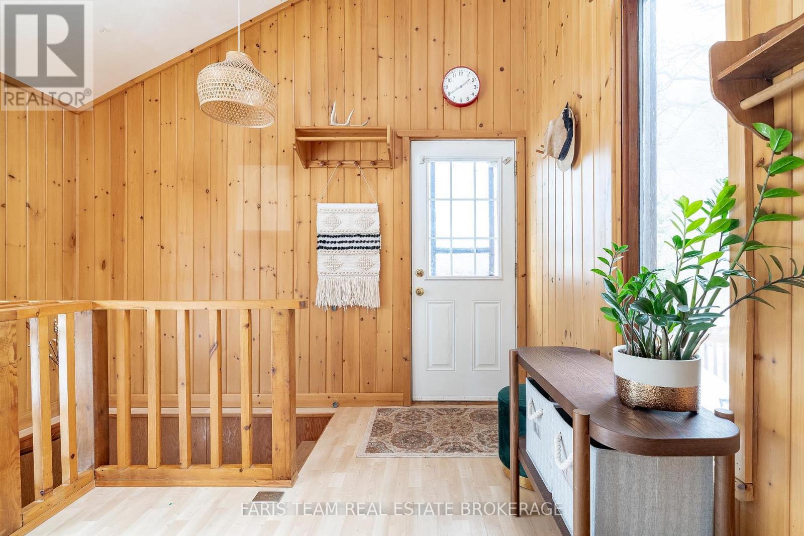 20 GLEN CEDAR DRIVE