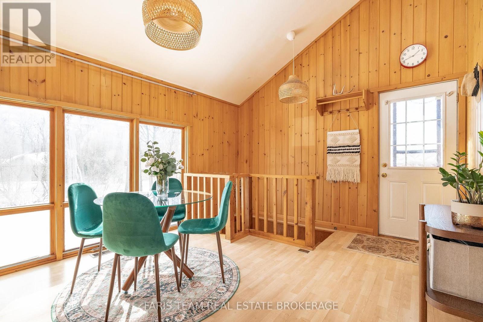 20 GLEN CEDAR DRIVE