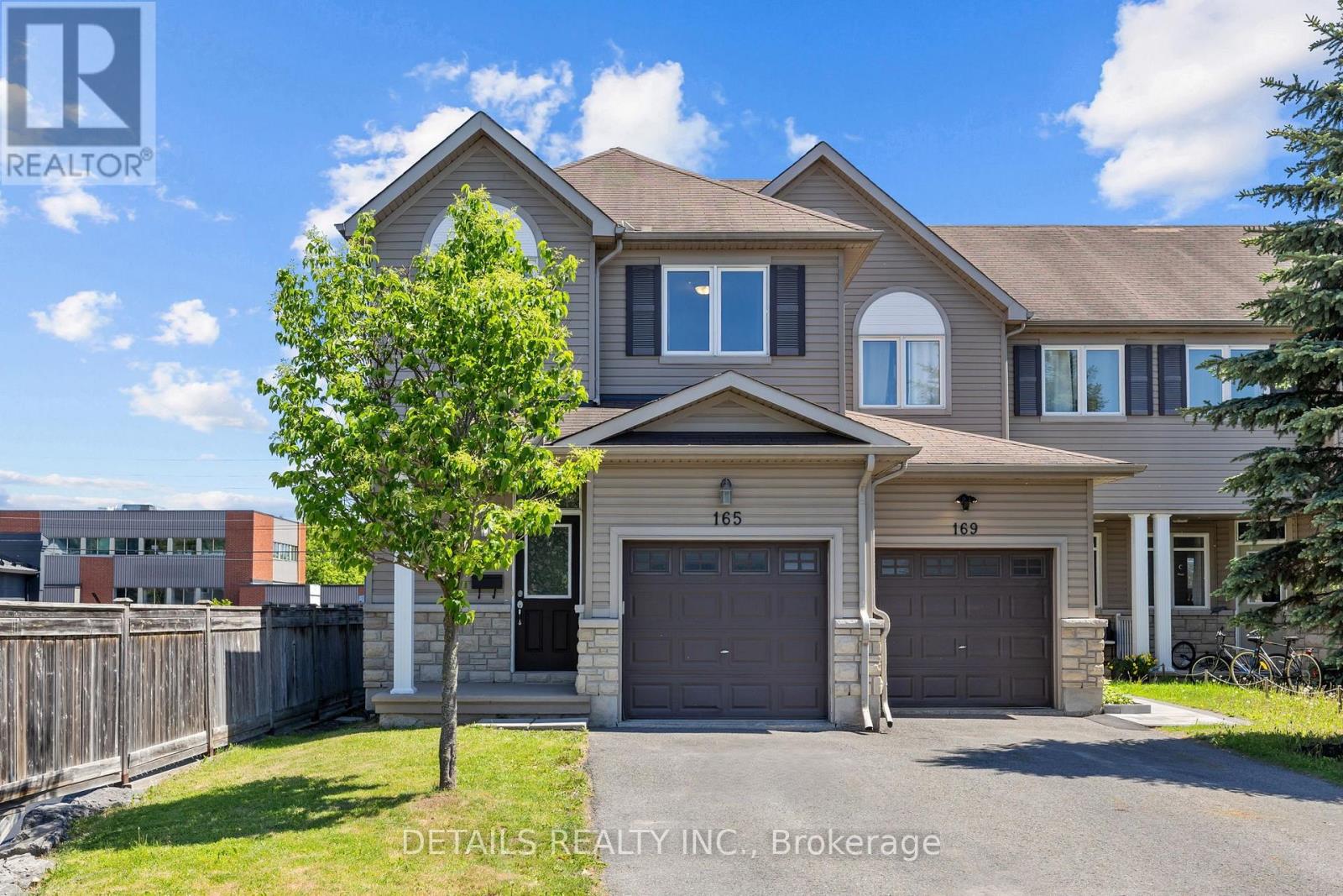 165 DAHLIA STREET
