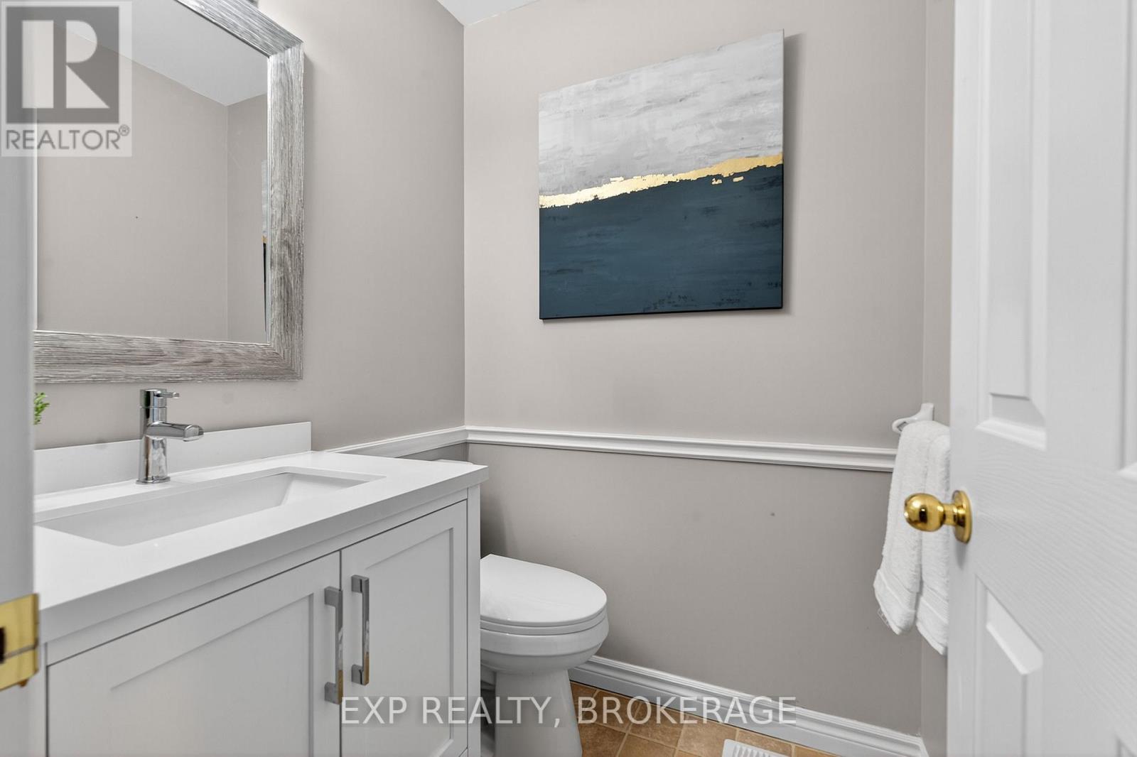 230 HONEYWOOD AVENUE