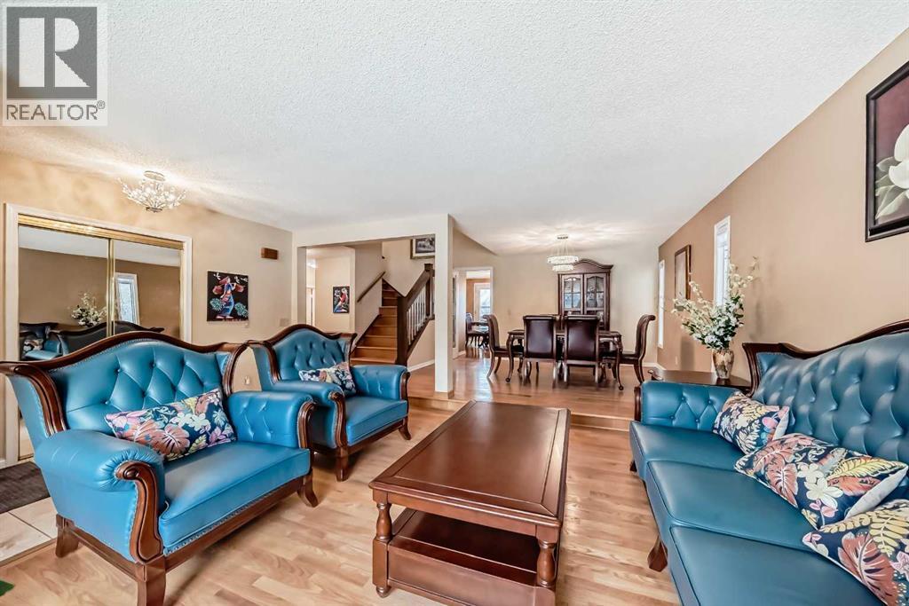 2612 Signal Hill Drive SW