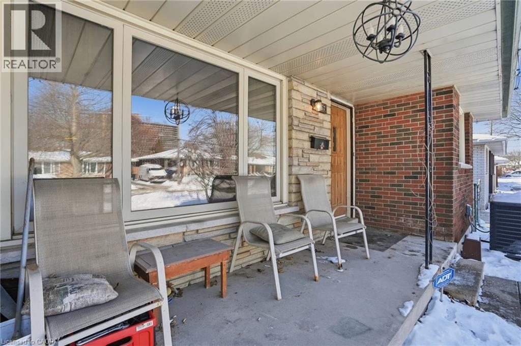 57 GAINSBOROUGH Road