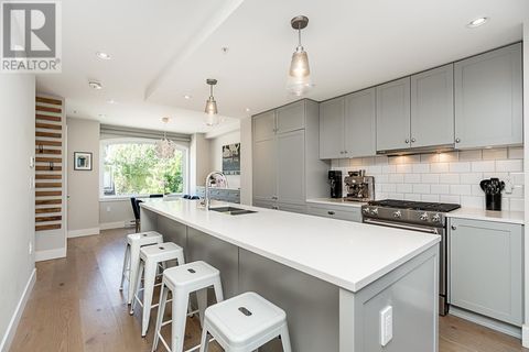 4320 KNIGHT STREET Vancouver BC V5N3M5