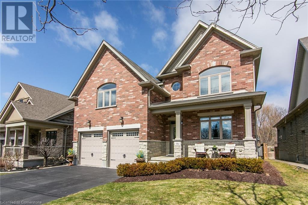 70 WAVERLEY Drive