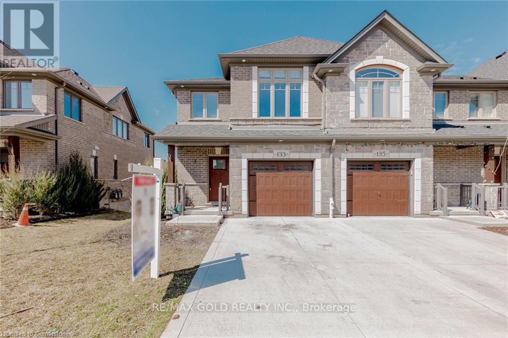 133 HOLLYBROOK TRAIL