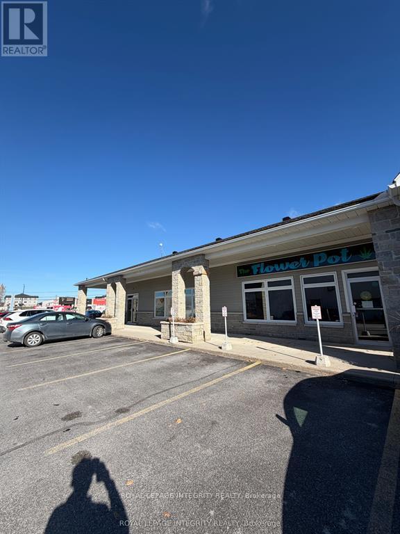 2 - 453 OTTAWA STREET