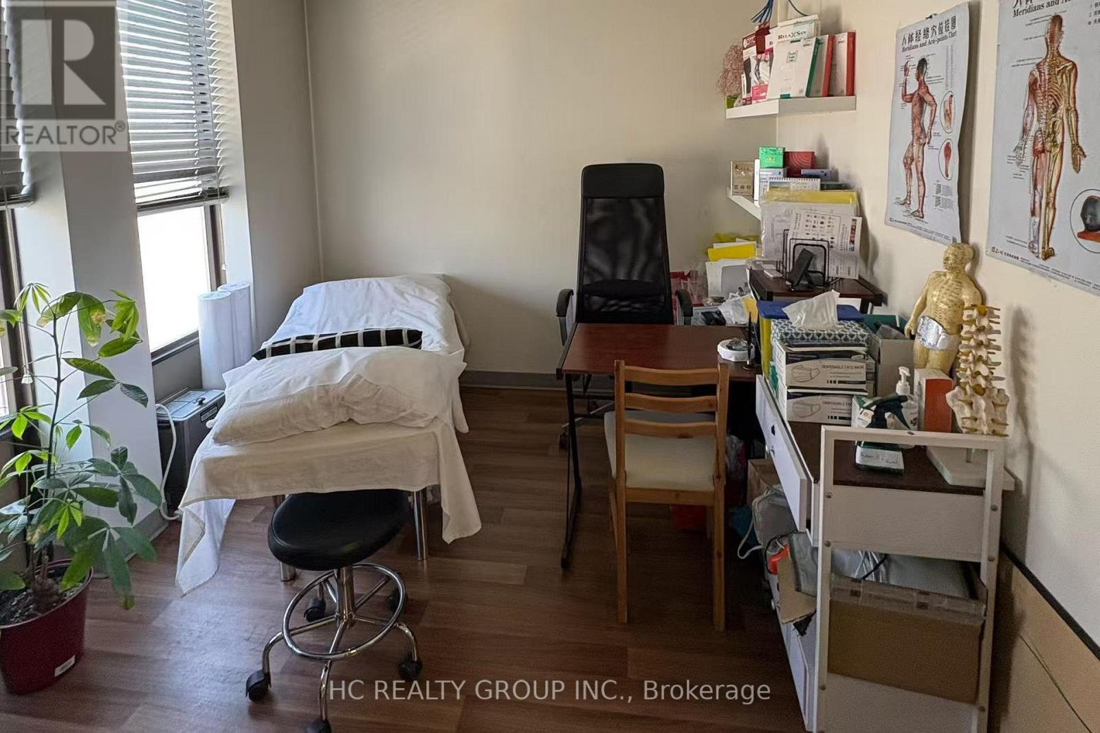 107 - 3000 LAWRENCE AVENUE