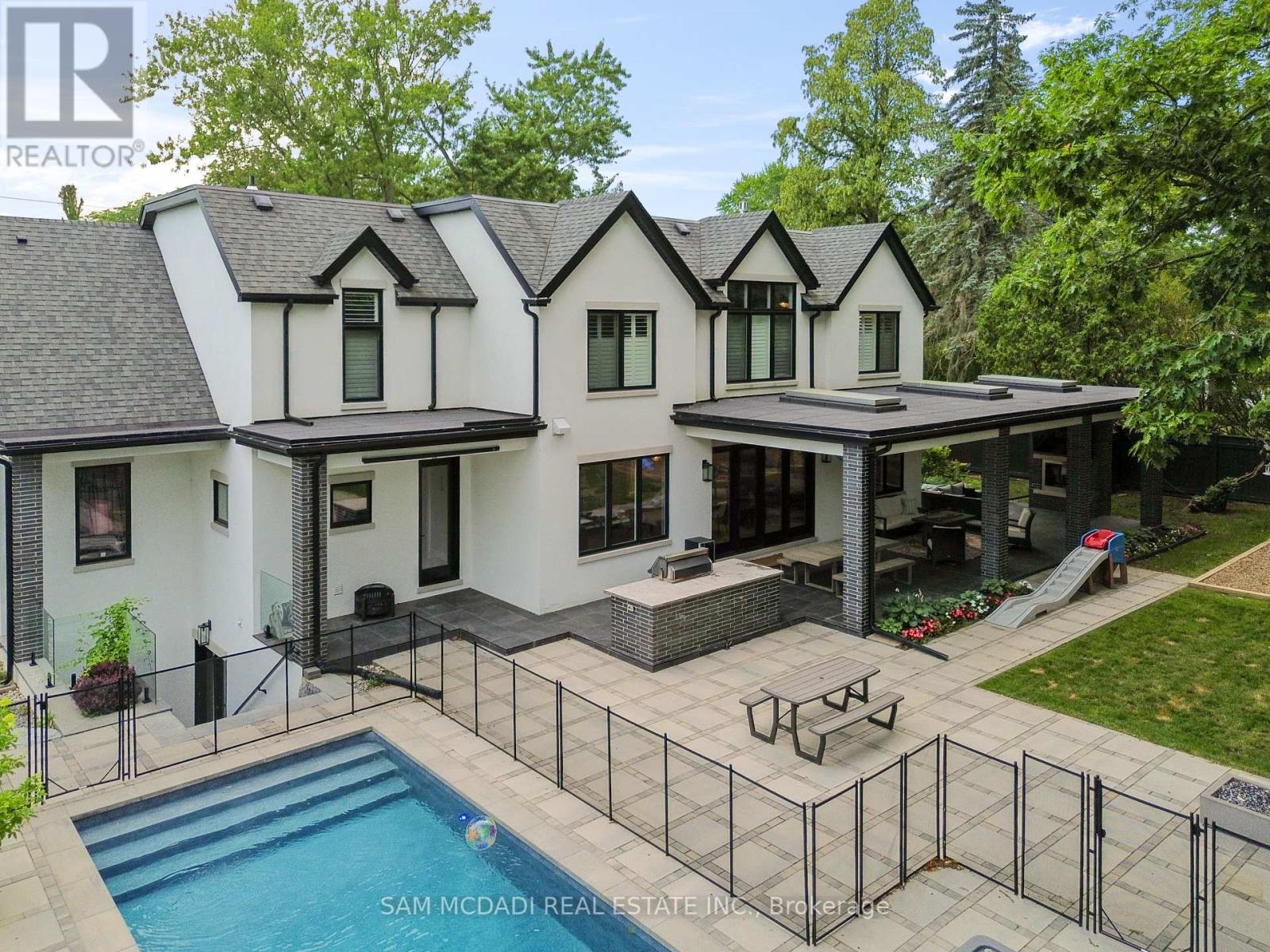 231 WEDGEWOOD DRIVE