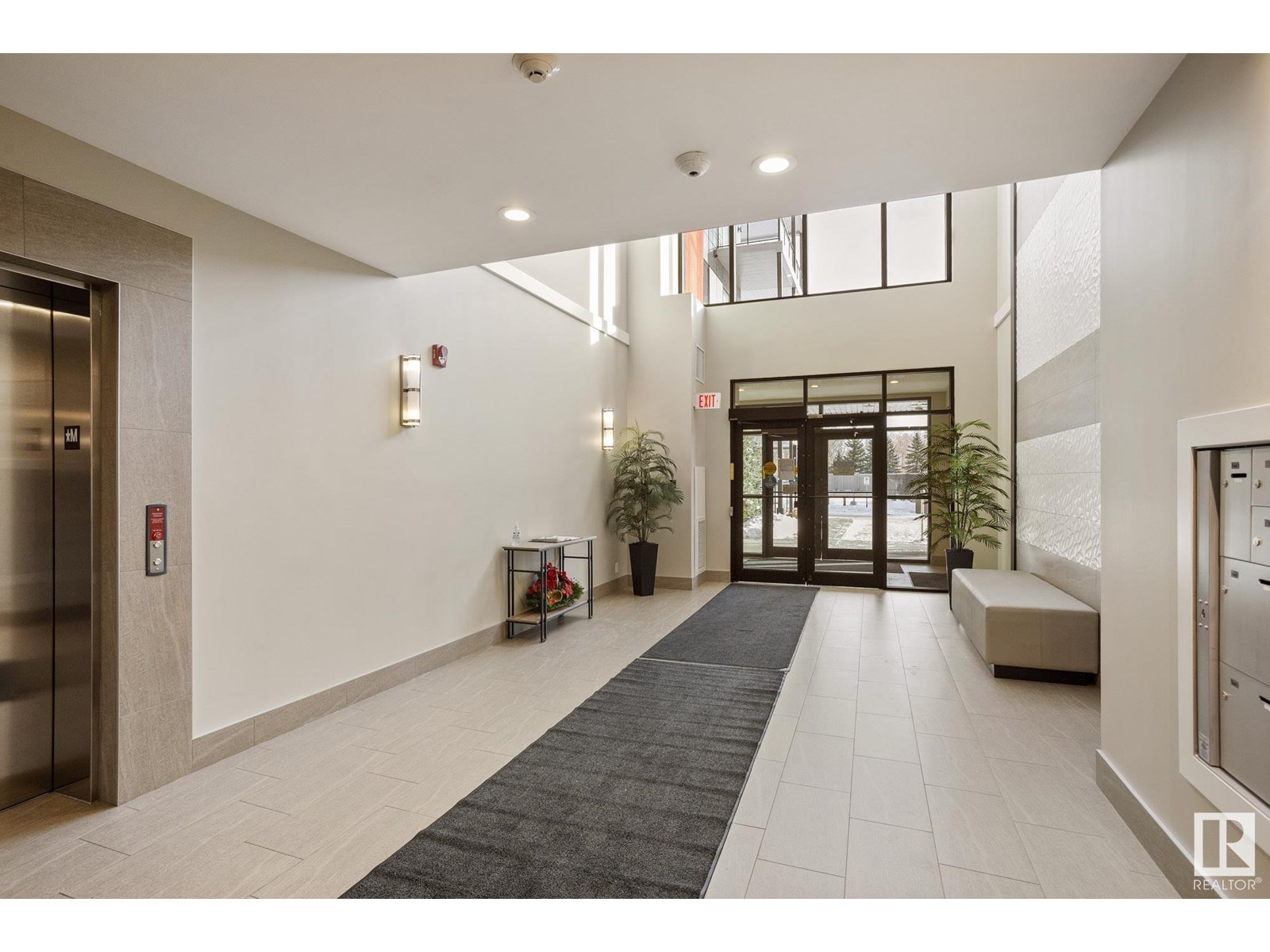 #129 11074 ELLERSLIE RD SW