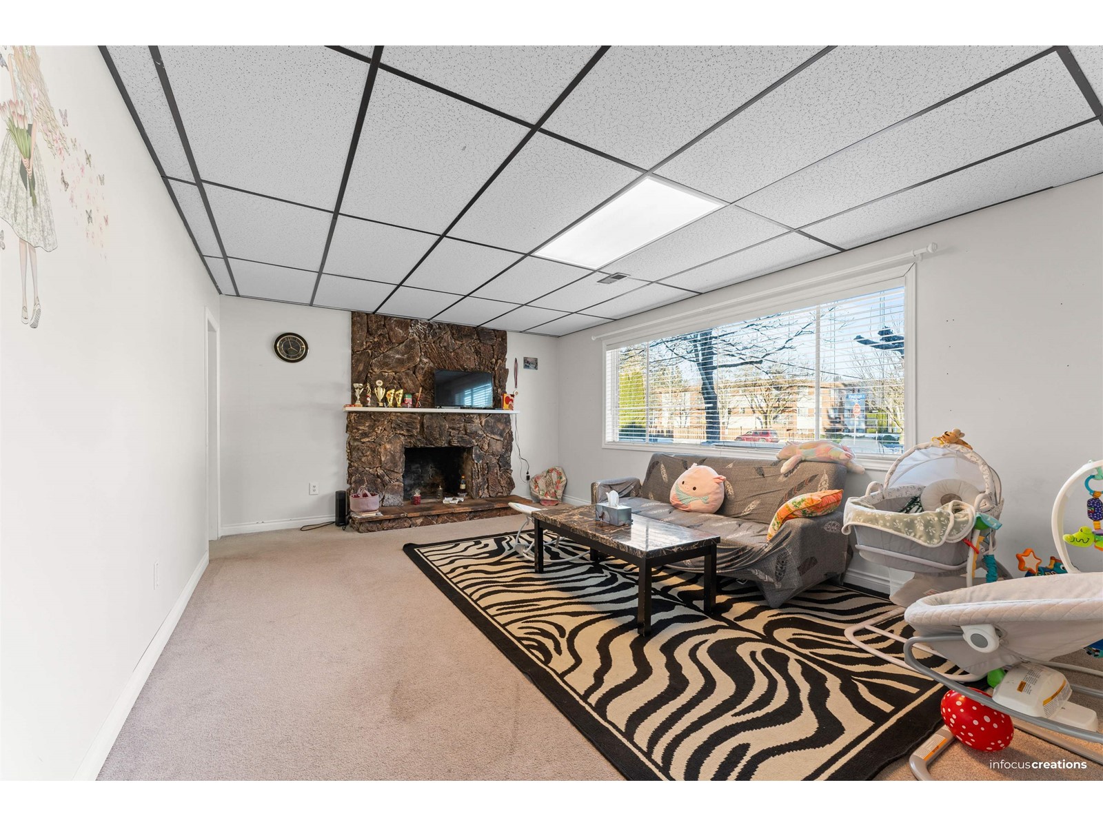2091 PAULSON CRESCENT