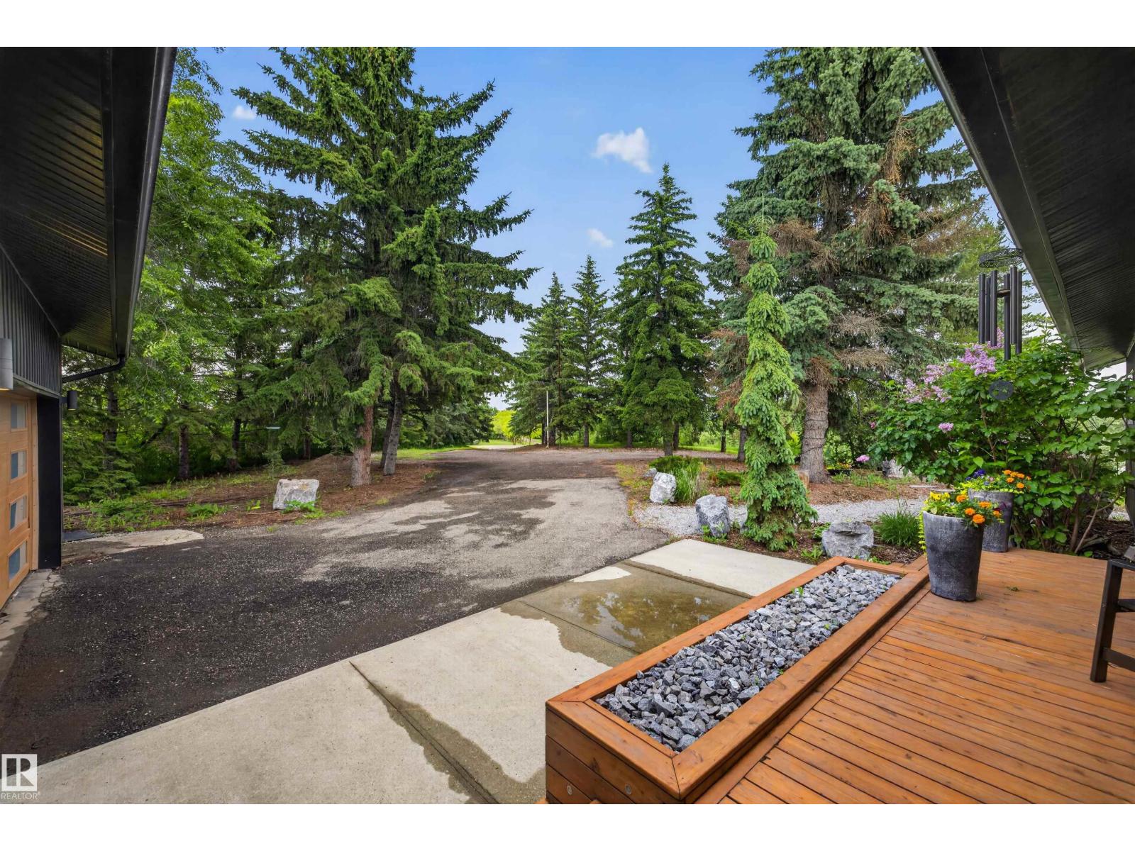 #182 52063 RGE ROAD 225