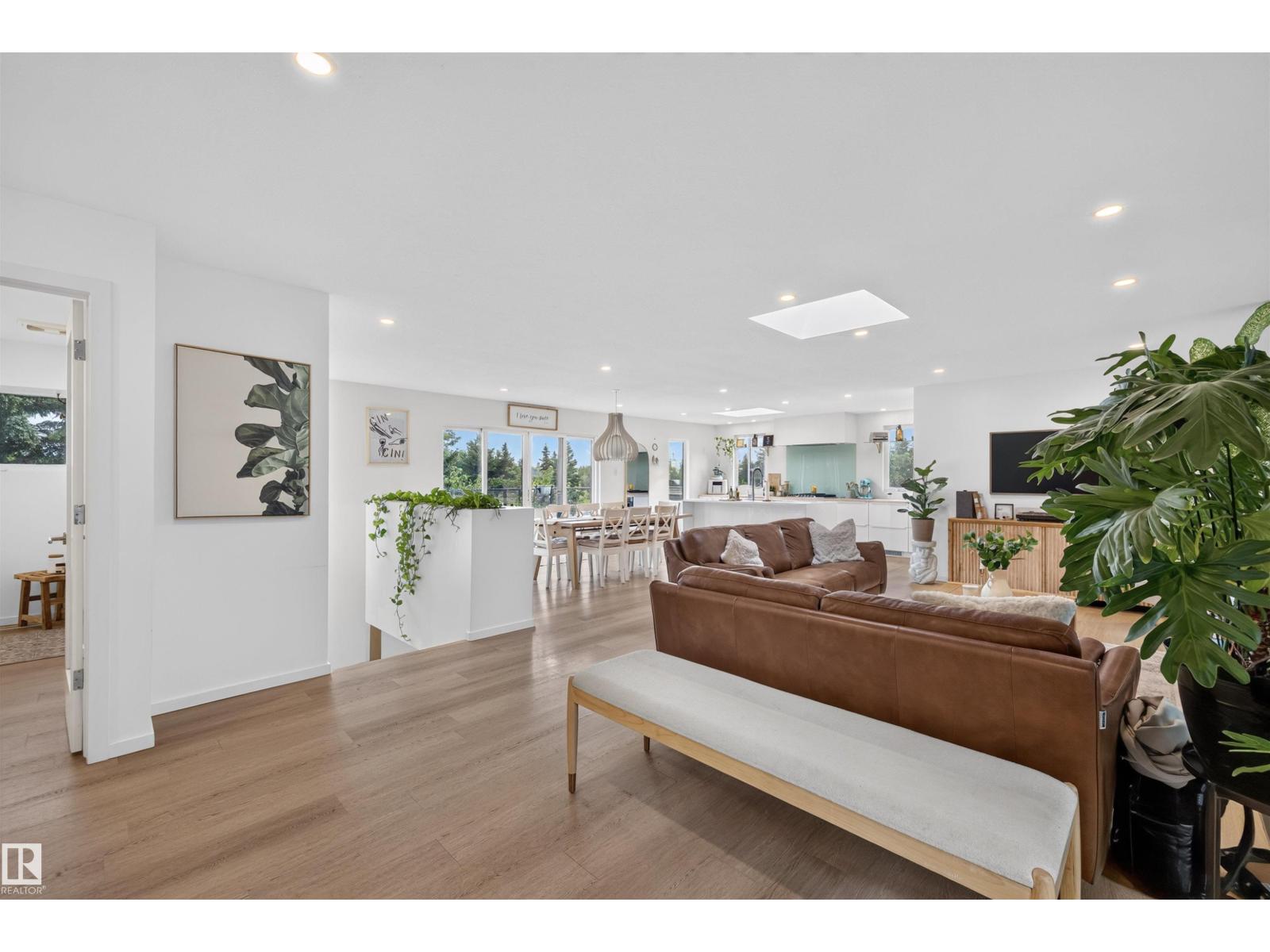 #182 52063 RGE ROAD 225