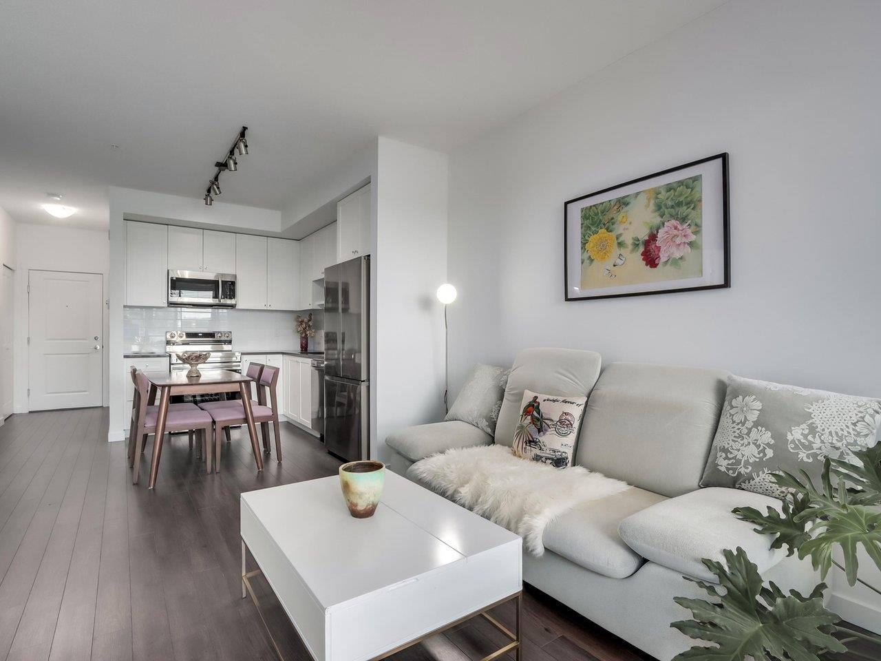 321 15738 85 AVENUE