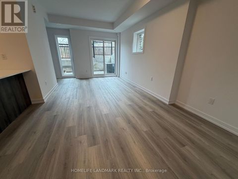 319 - 5 BANCROFT LANE Richmond Hill (Jefferson) ON L4E1M1