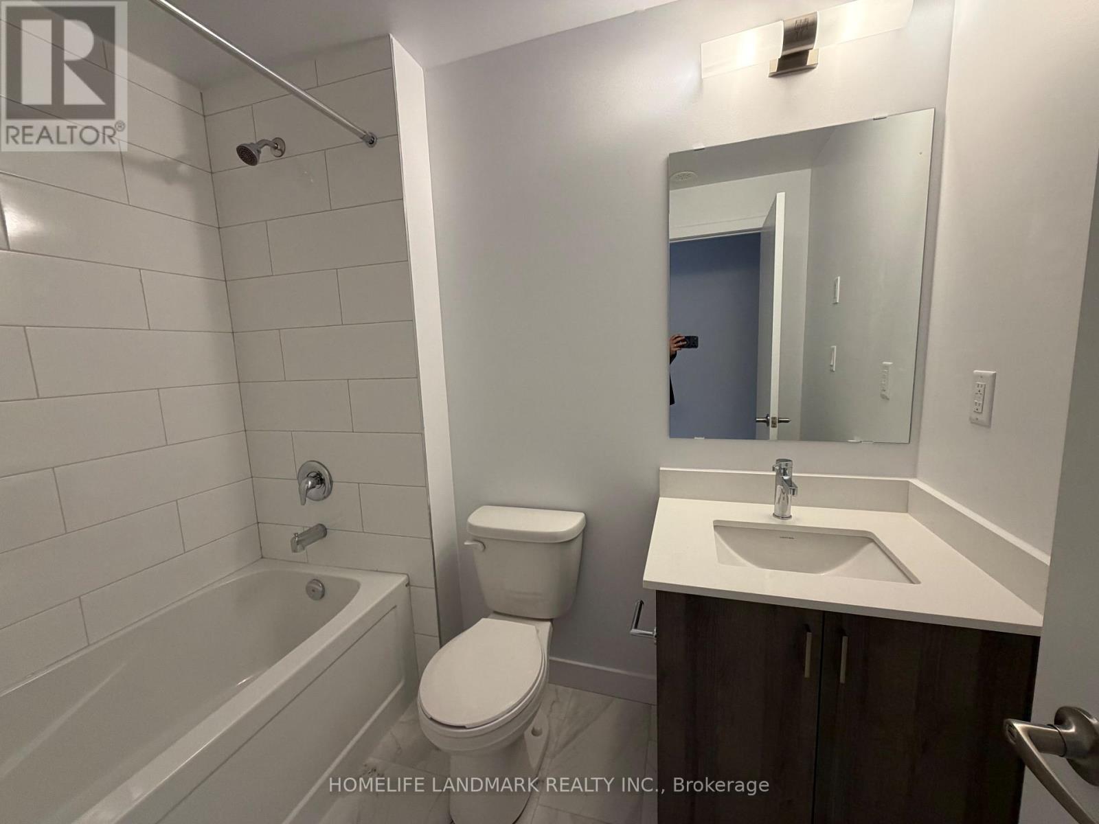 319 - 5 BANCROFT LANE