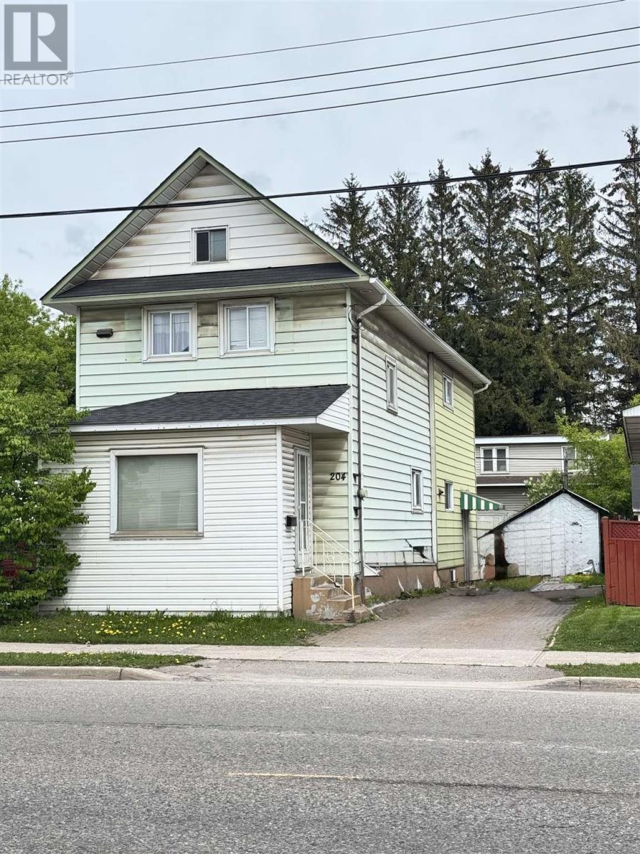 Homes for Sale Sault Ste. Marie 204 Goulais AVE