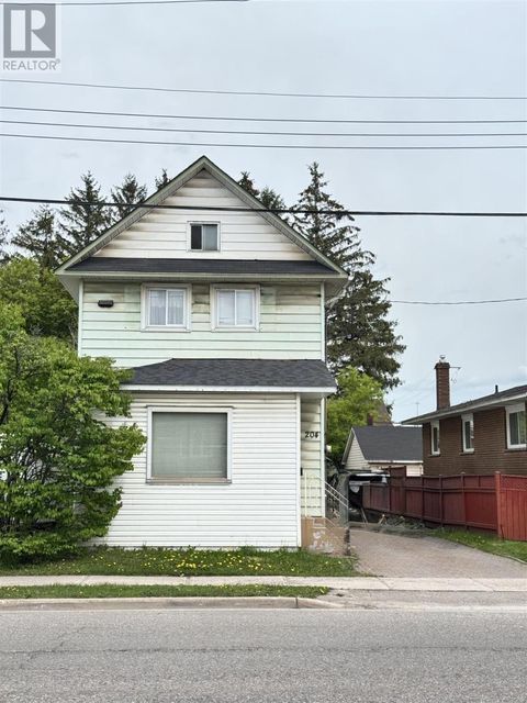 204 Goulais AVE Sault Ste. Marie ON P6C4Z8