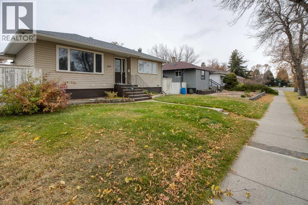 813 Stafford Drive N