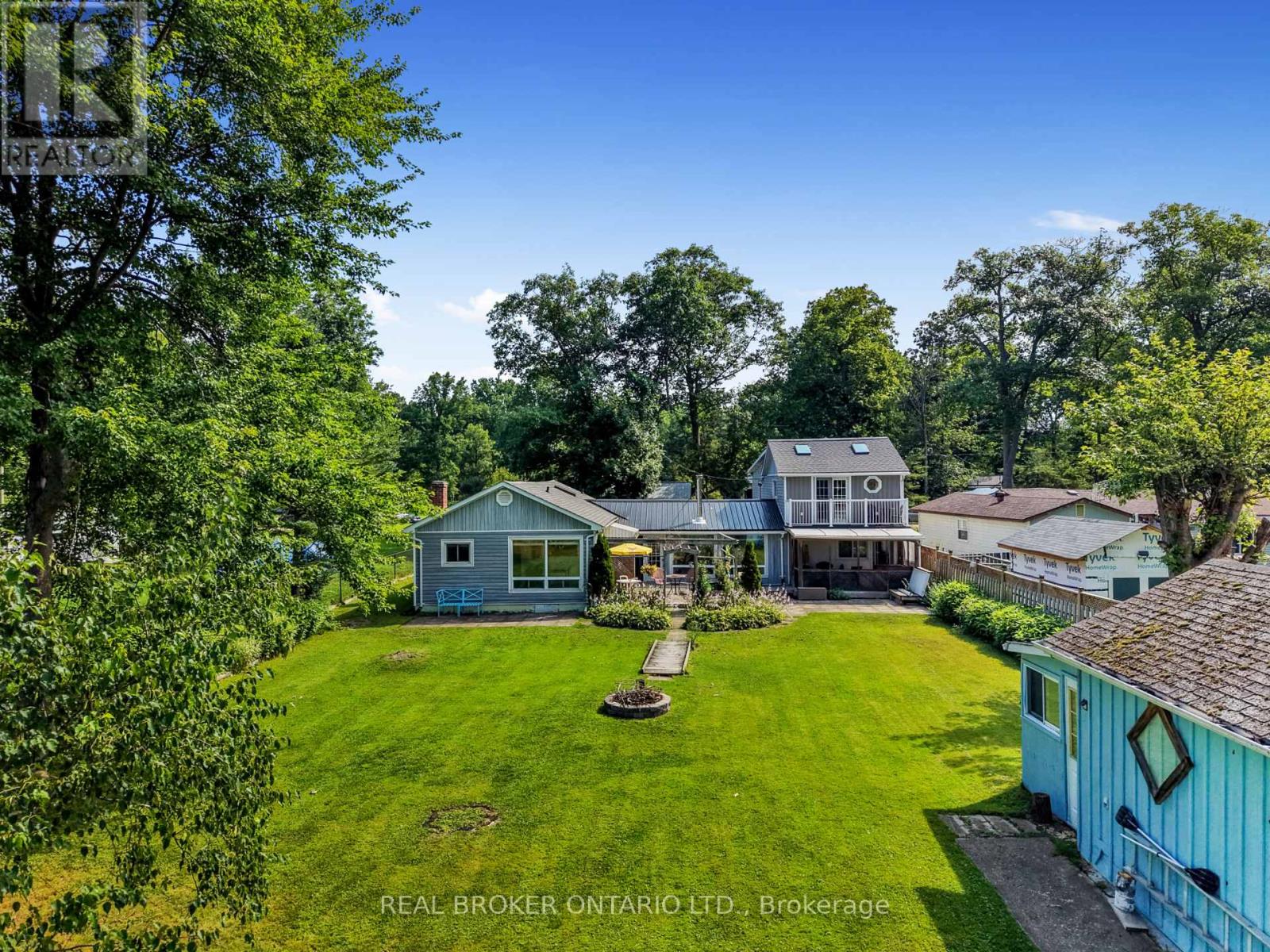 233 RIVER ROAD E