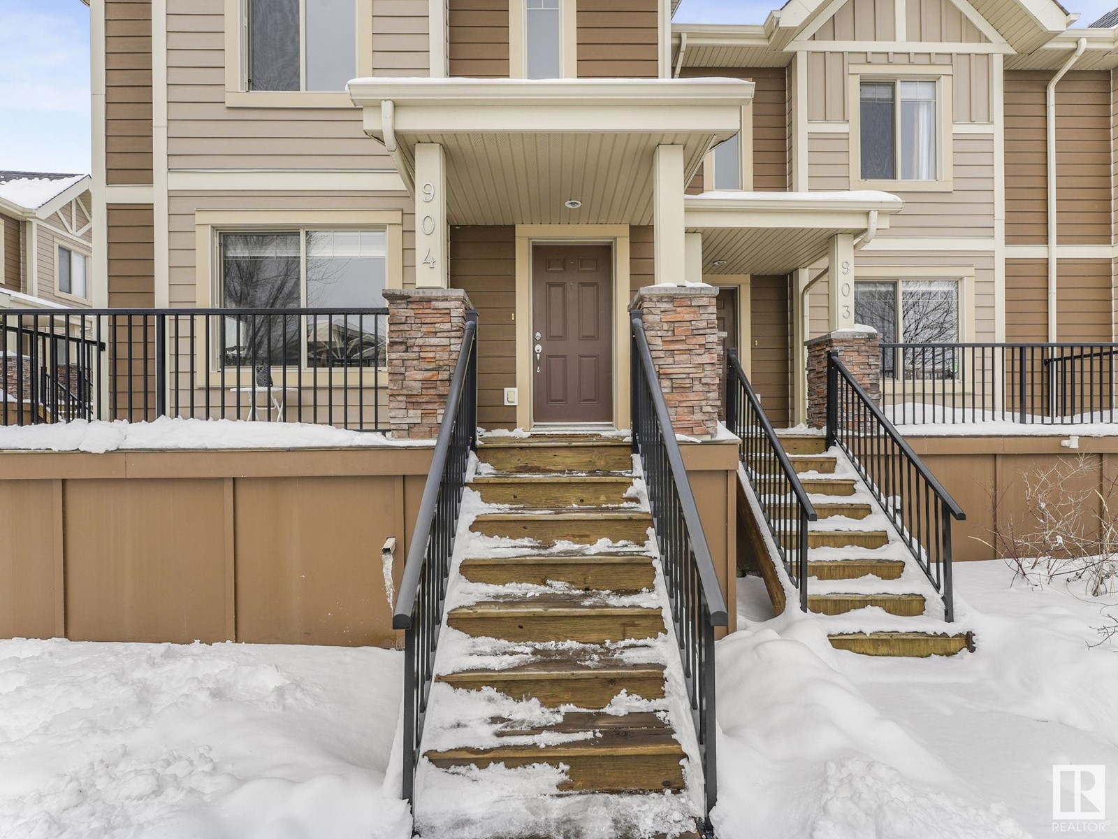 #904 401 PALISADES WY