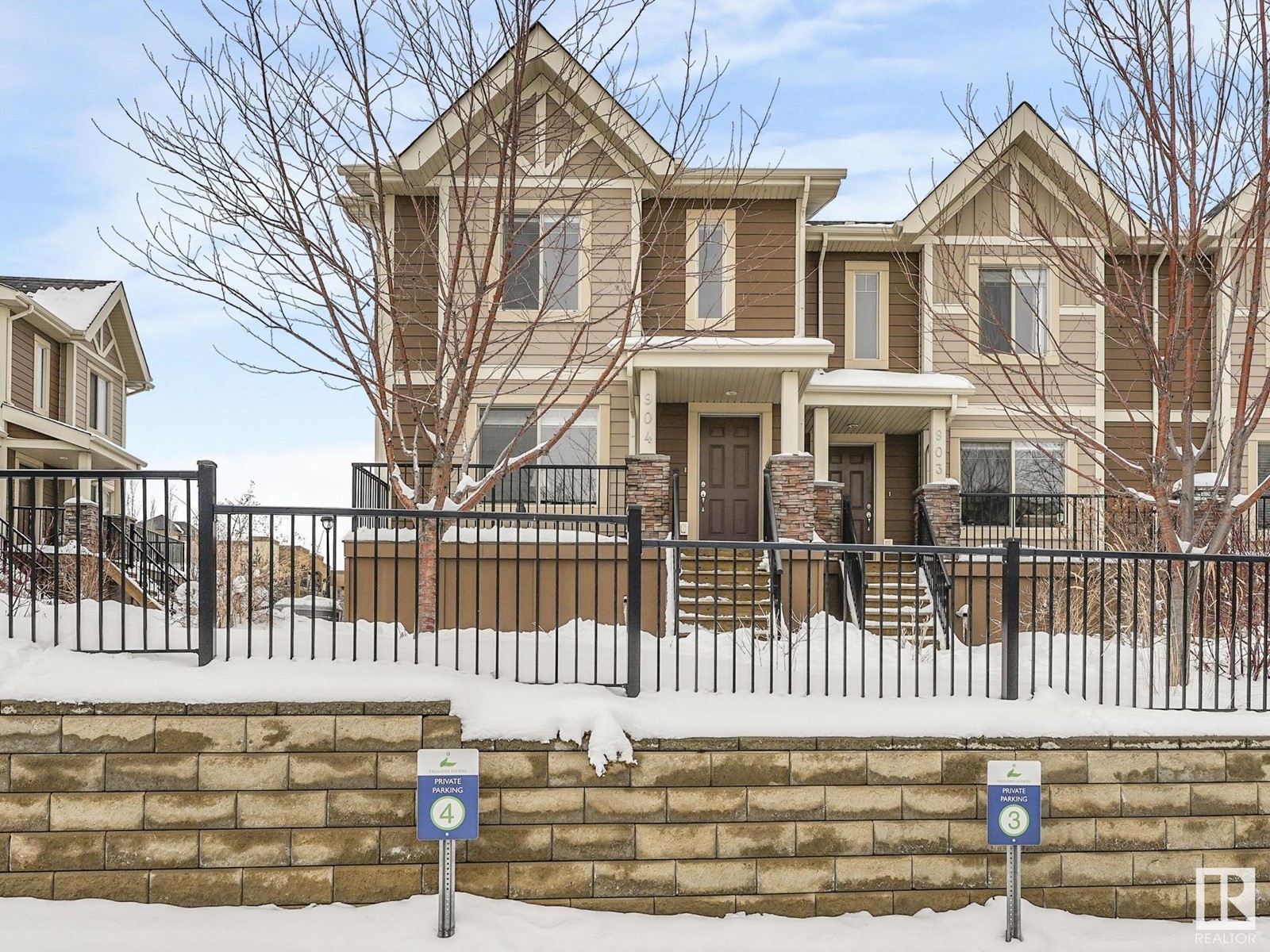 #904 401 PALISADES WY