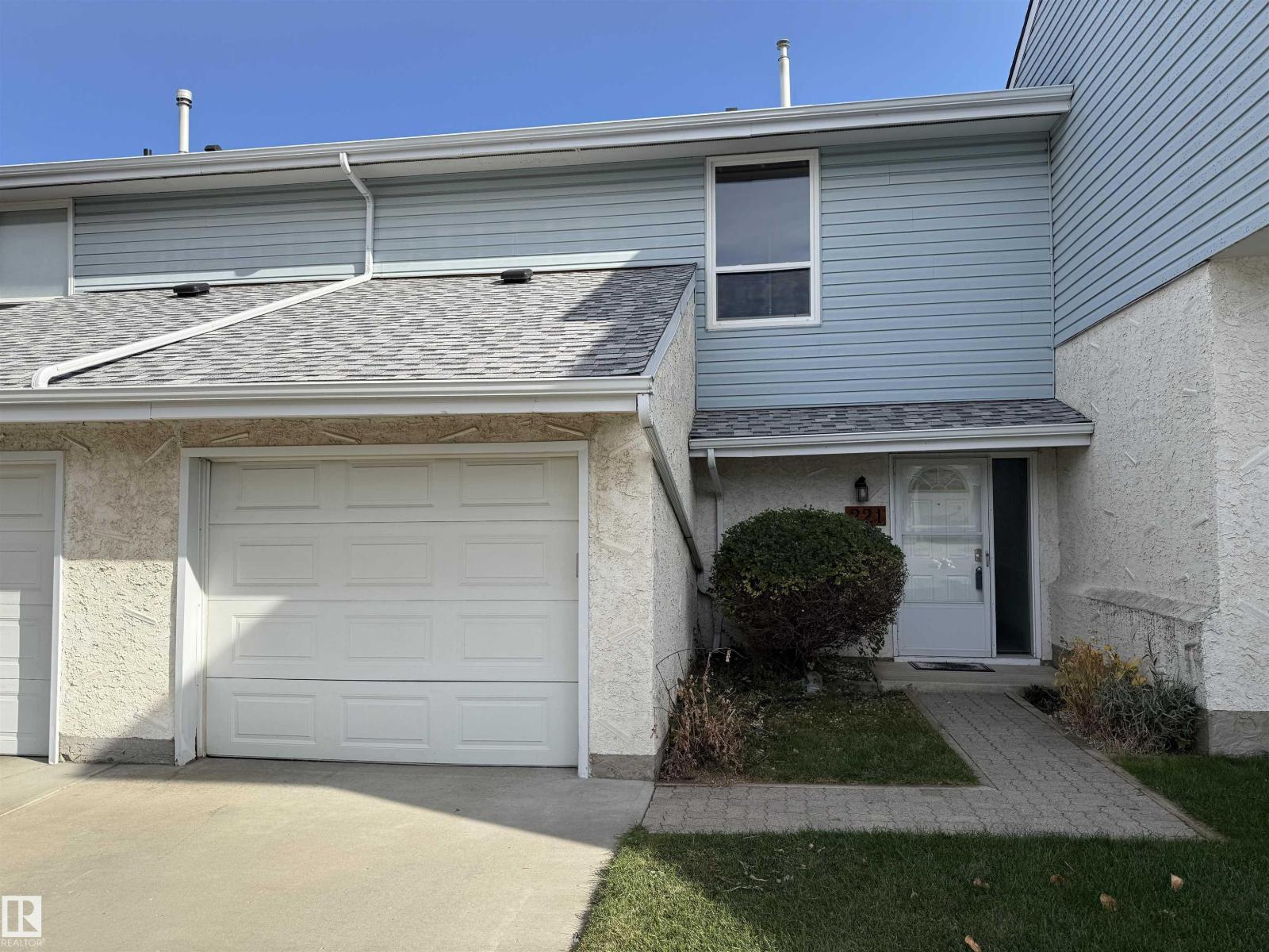 221 CALLINGWOOD PL NW