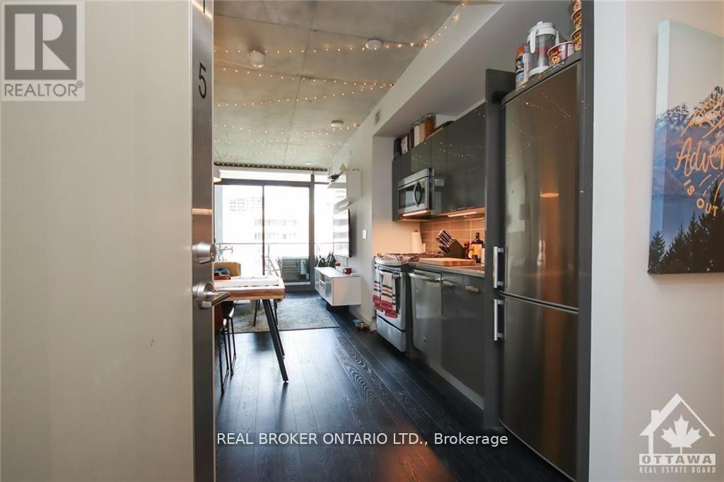 815 - 224 LYON STREET N