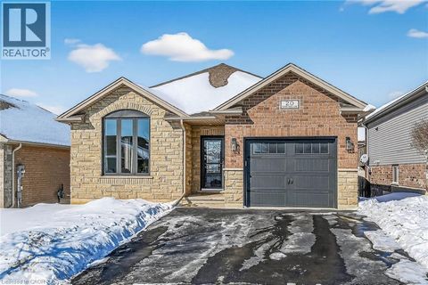 20 SCHERTZBERG Lane Brantford ON N3T0B3