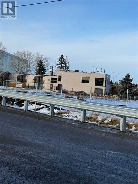 10623 West Valley Road Calgary AB T3B5T2