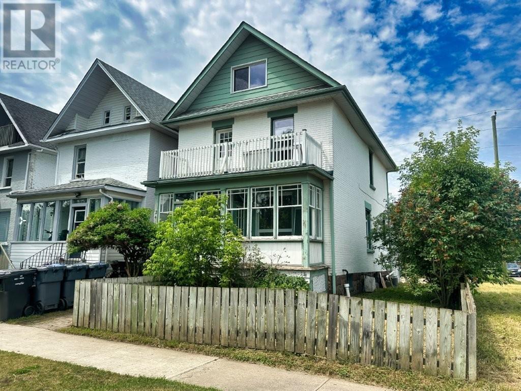241 Syndicate Ave N