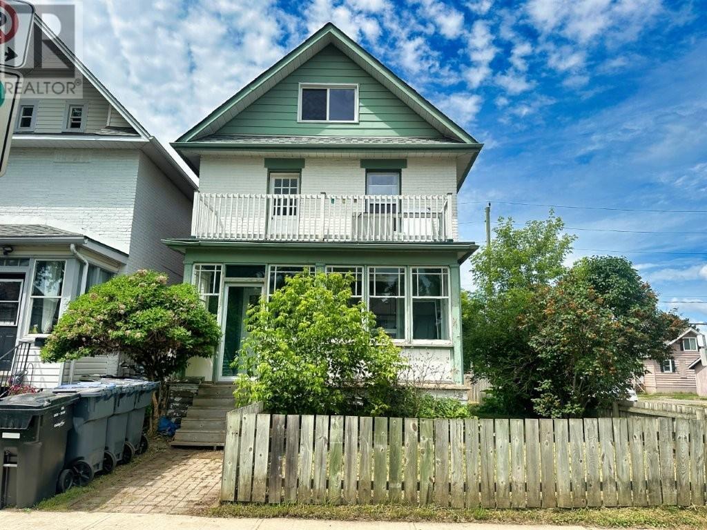 241 Syndicate Ave N
