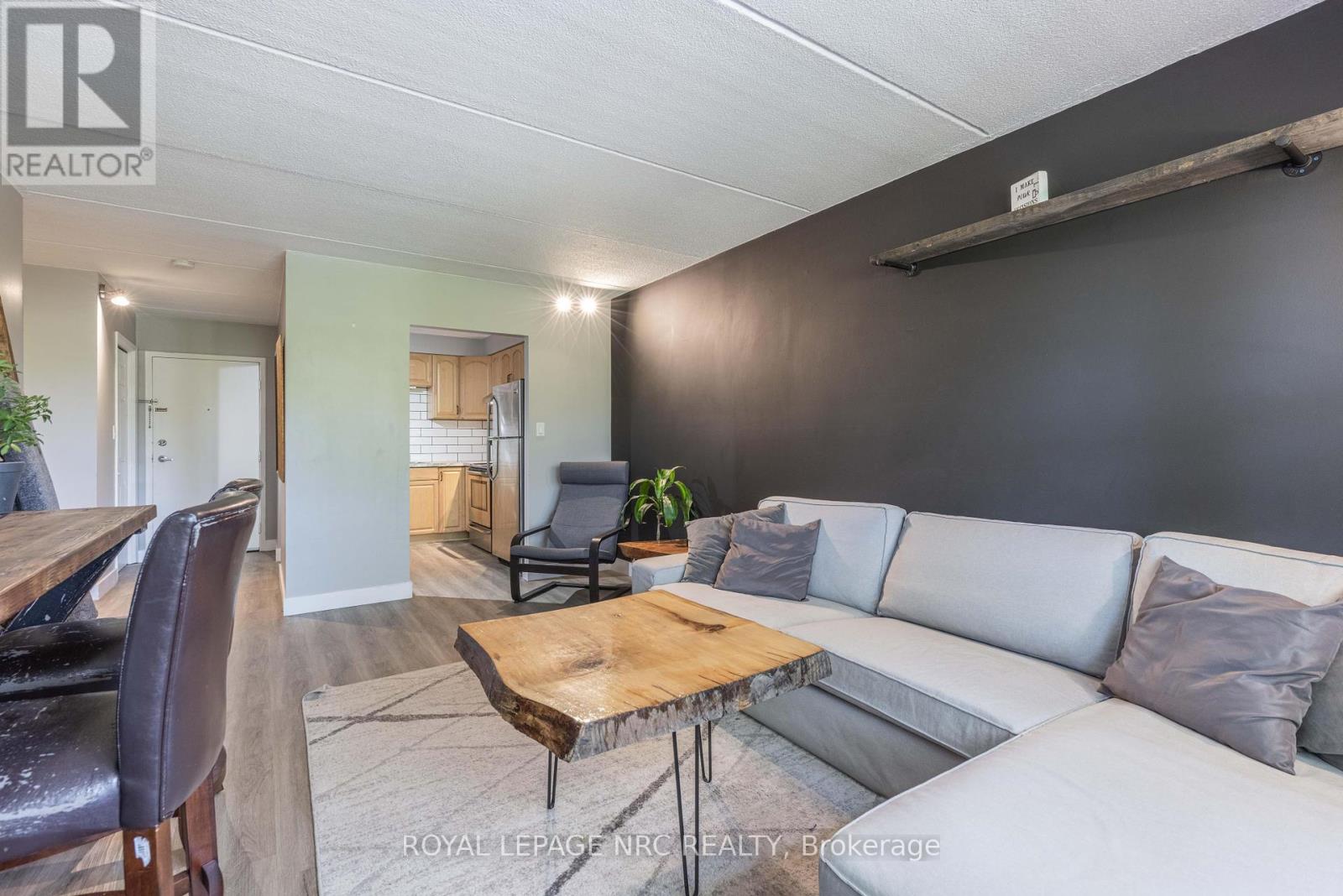 207 - 41 RYKERT STREET