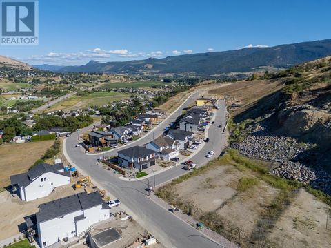 410 Arrowleaf Rise Coldstream BC V1B2P2