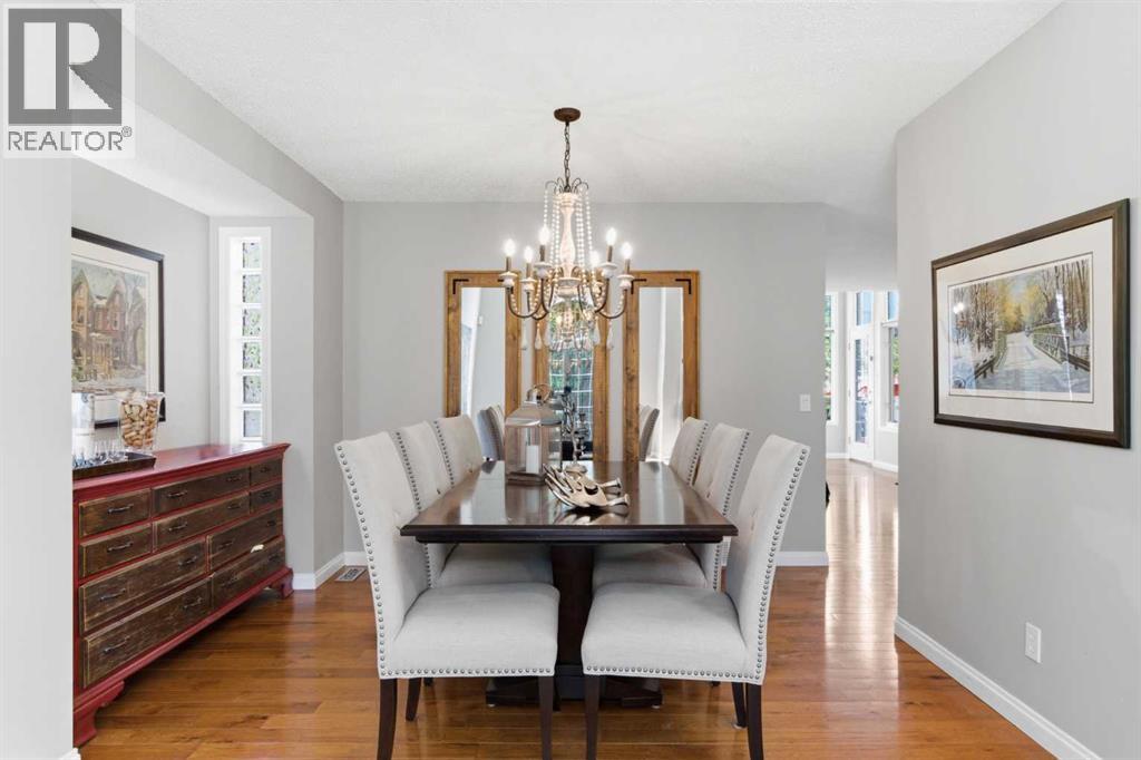 30 Mt Yamnuska Court SE