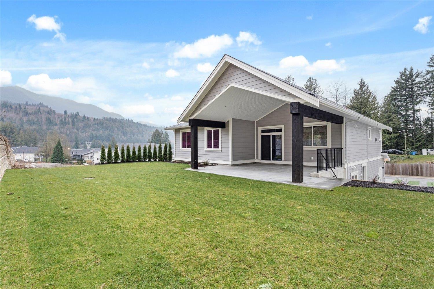 2 52845 LILAC LANE|Bridal Falls