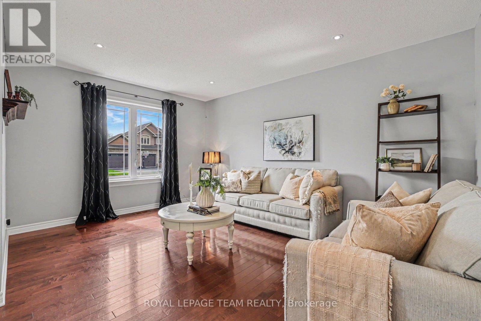 77 CHANONHOUSE DRIVE