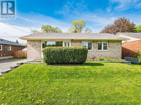 102 PRINCE CHARLES DRIVE Halton Hills (Georgetown) ON L7G3V6