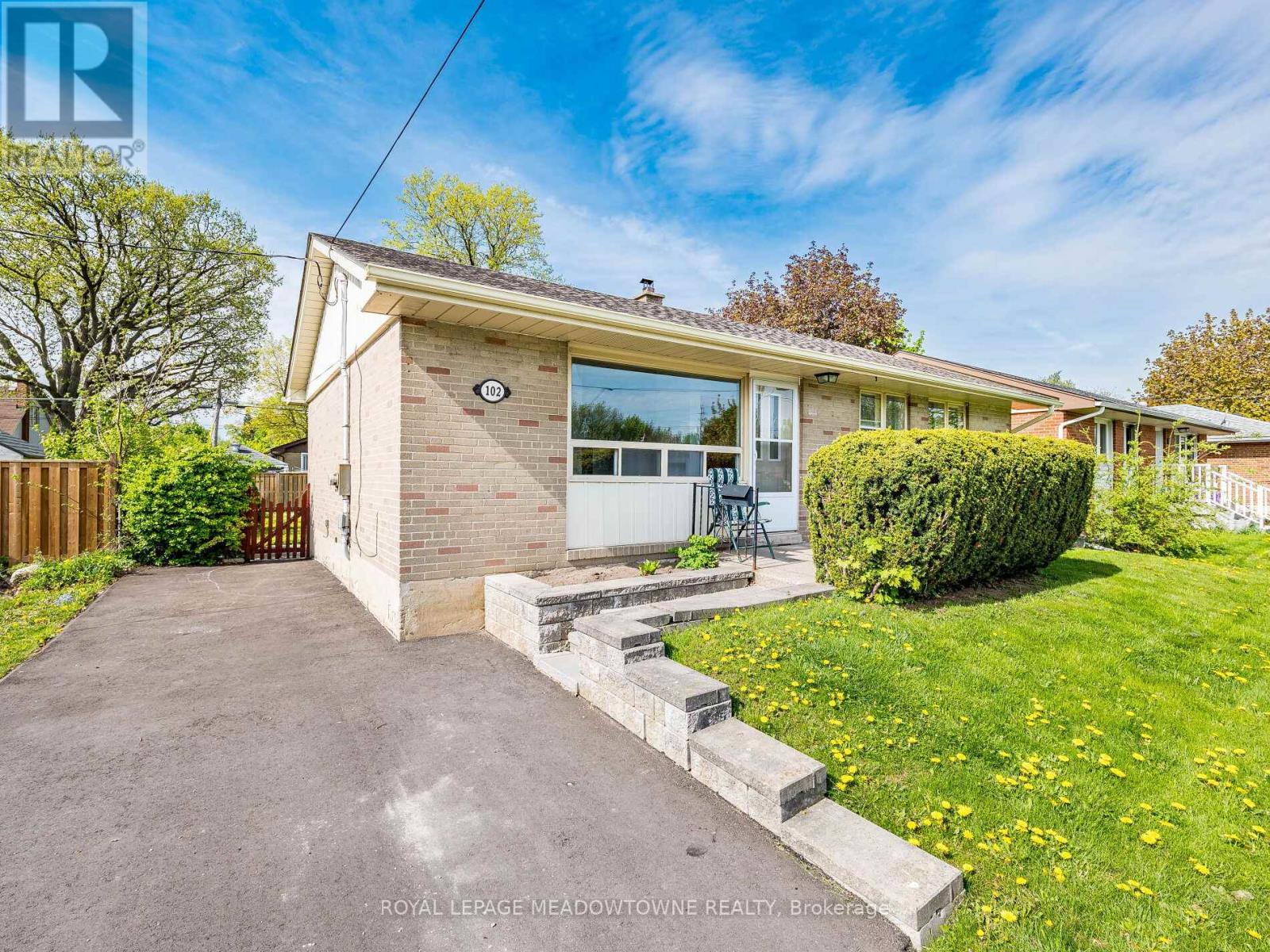 102 PRINCE CHARLES DRIVE