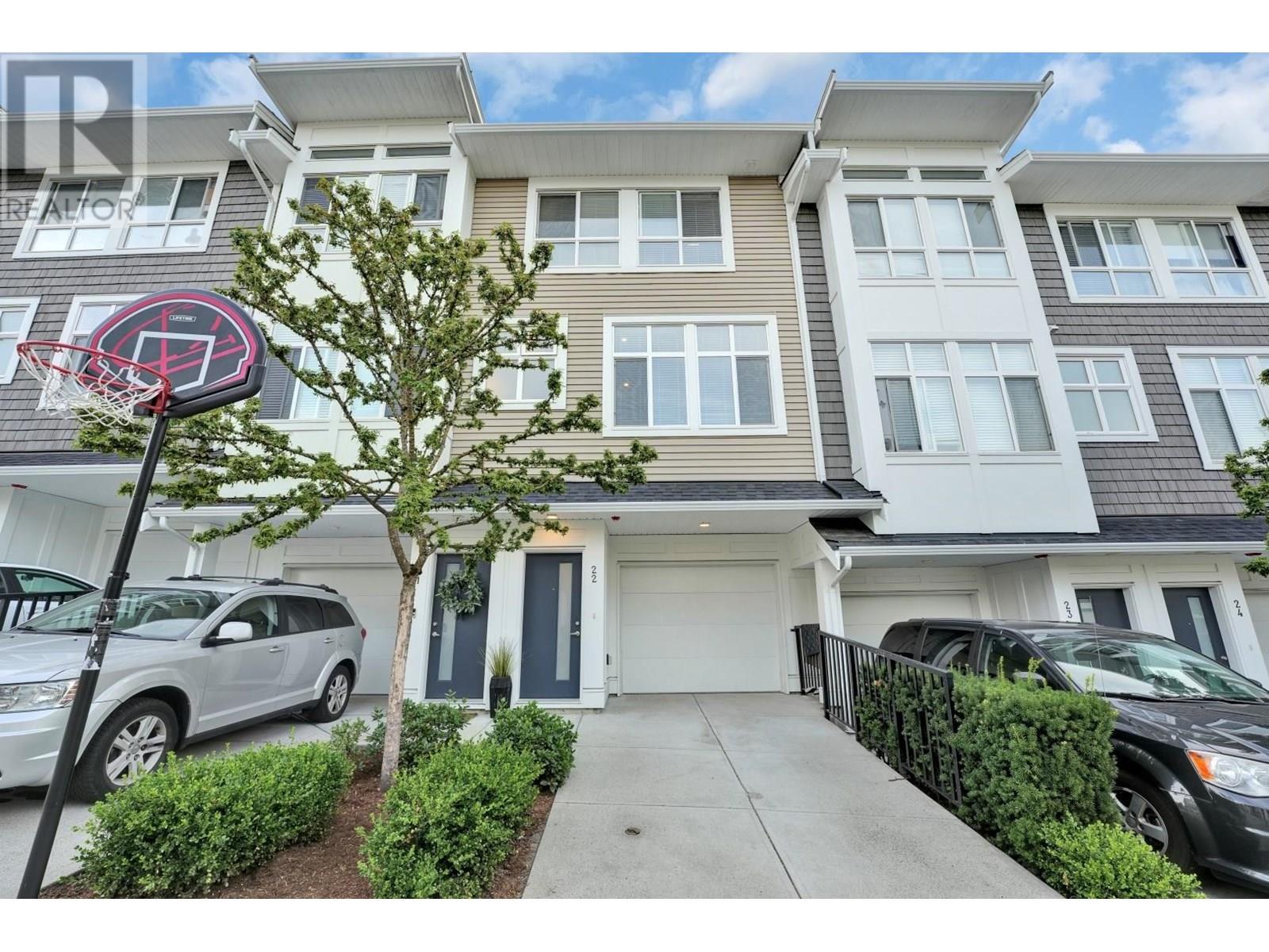 22 24108 104 AVENUE