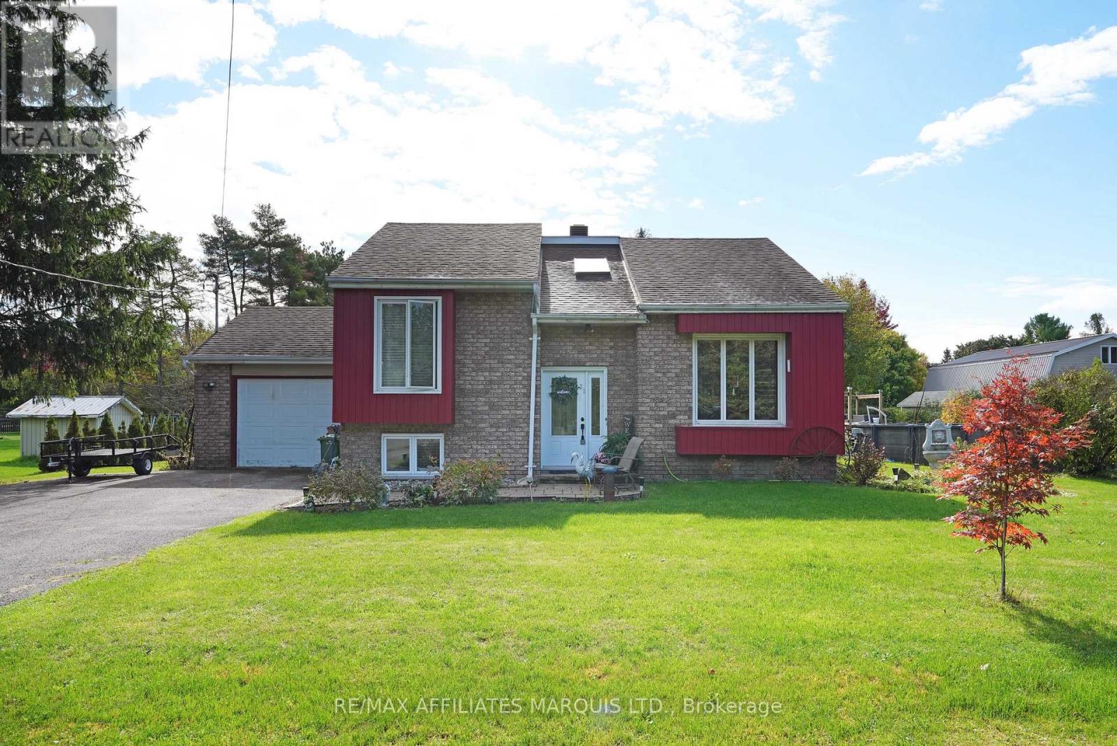 21 STE THERESE BOULEVARD