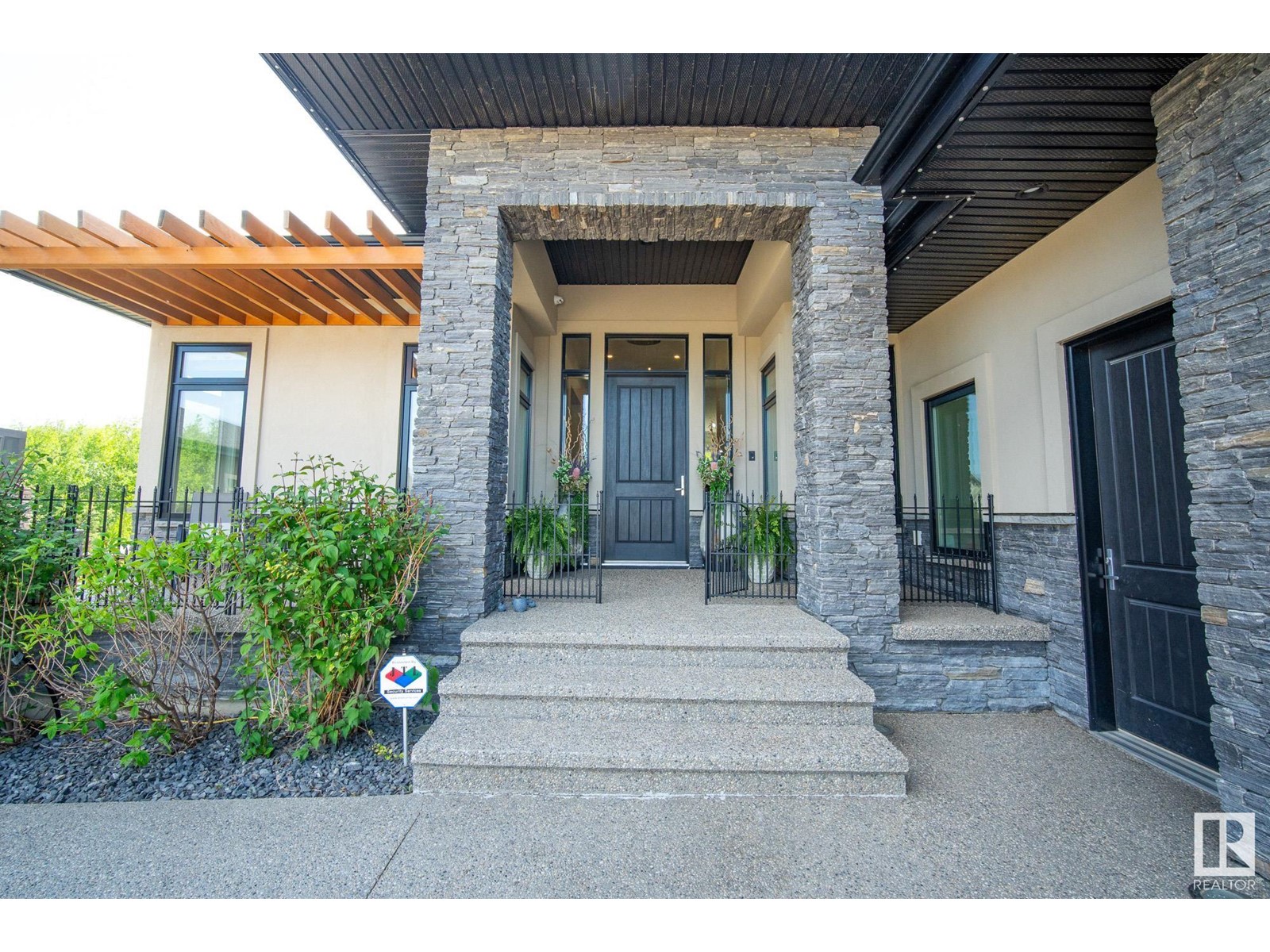 #86 52320 RGE ROAD 231