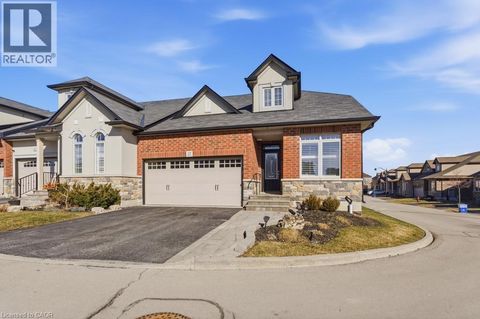 53 REDFERN Avenue Unit# 27 Hamilton ON L9C0E2