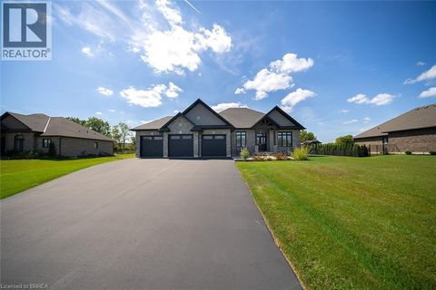 21 TEDLEY Boulevard Brantford ON N3T0E3