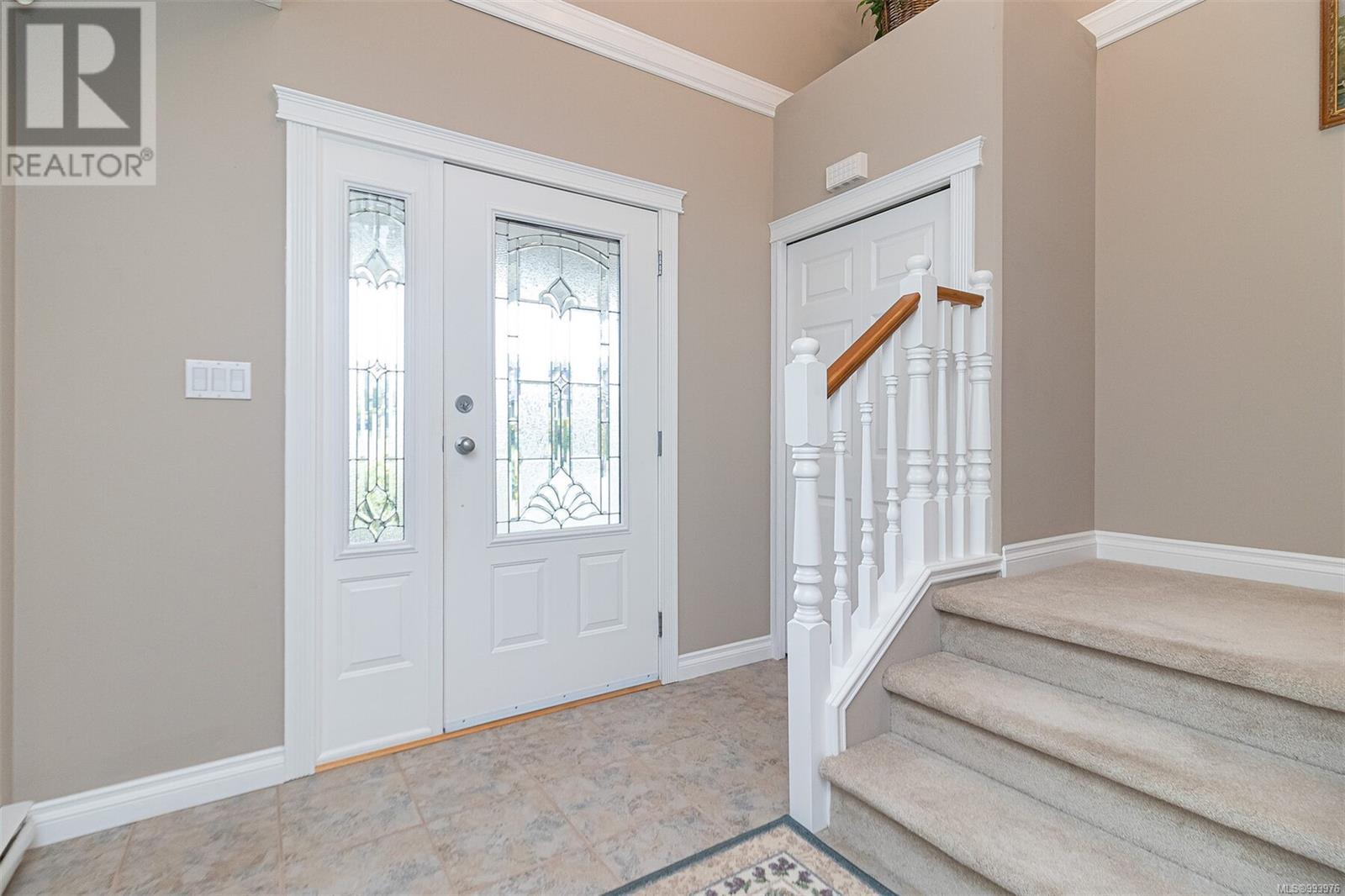2267 Setchfield Ave